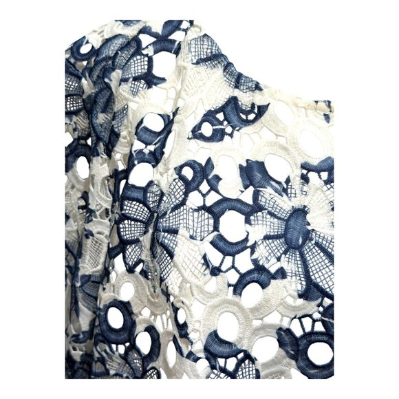 Chico’s Blue White Lace Floral Top 3P NWT - Picture 2 of 8